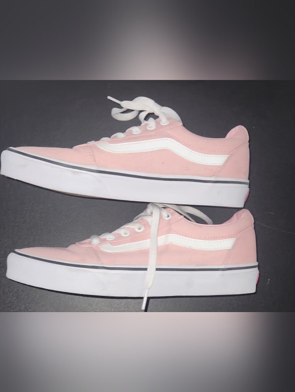Vans Pink Ward Canvas Skateboarding Sneakers With White Stripes Size 9